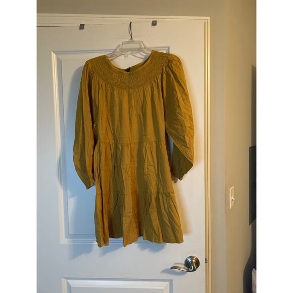 NWT Old Navy Short Gold Dress Smocking Long Sleeve Tiered Size Small - Picture 1 of 6